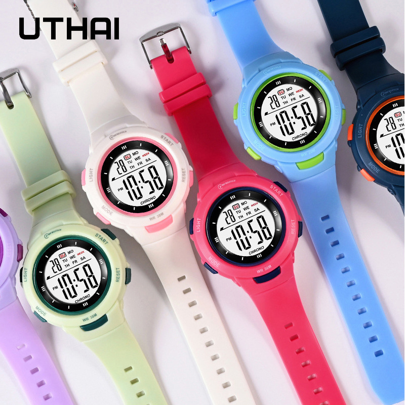 UTHAI キッズ腕時計スポーツファッション発光防水目覚まし - Smartwatch Watches For Kids のレビューと価格